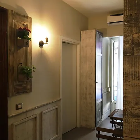 The Brilliant Place 3* Nápoles